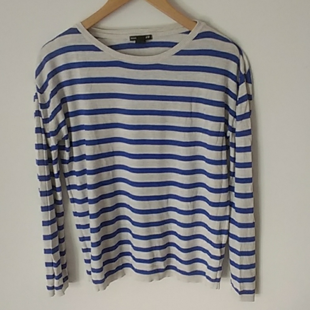H&M Lightweight Striped Cream and Blue Sweater